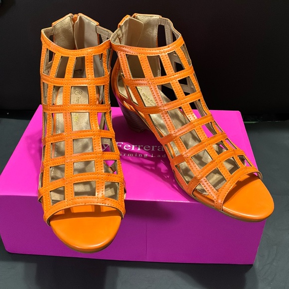 Henry Ferrera Shoes - Henry Ferreira - Lattice Ladies Shoes with 2” heel (NIB)